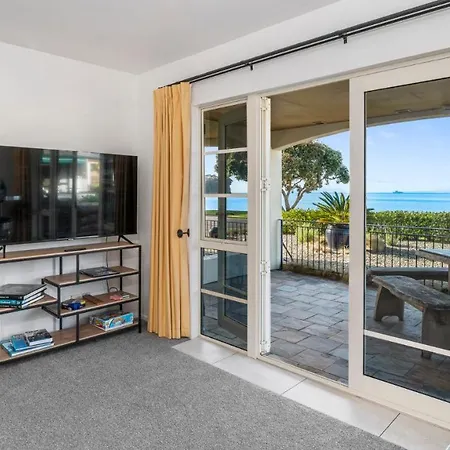 Beachfront Beauty Whangaparaoa Exterior photo