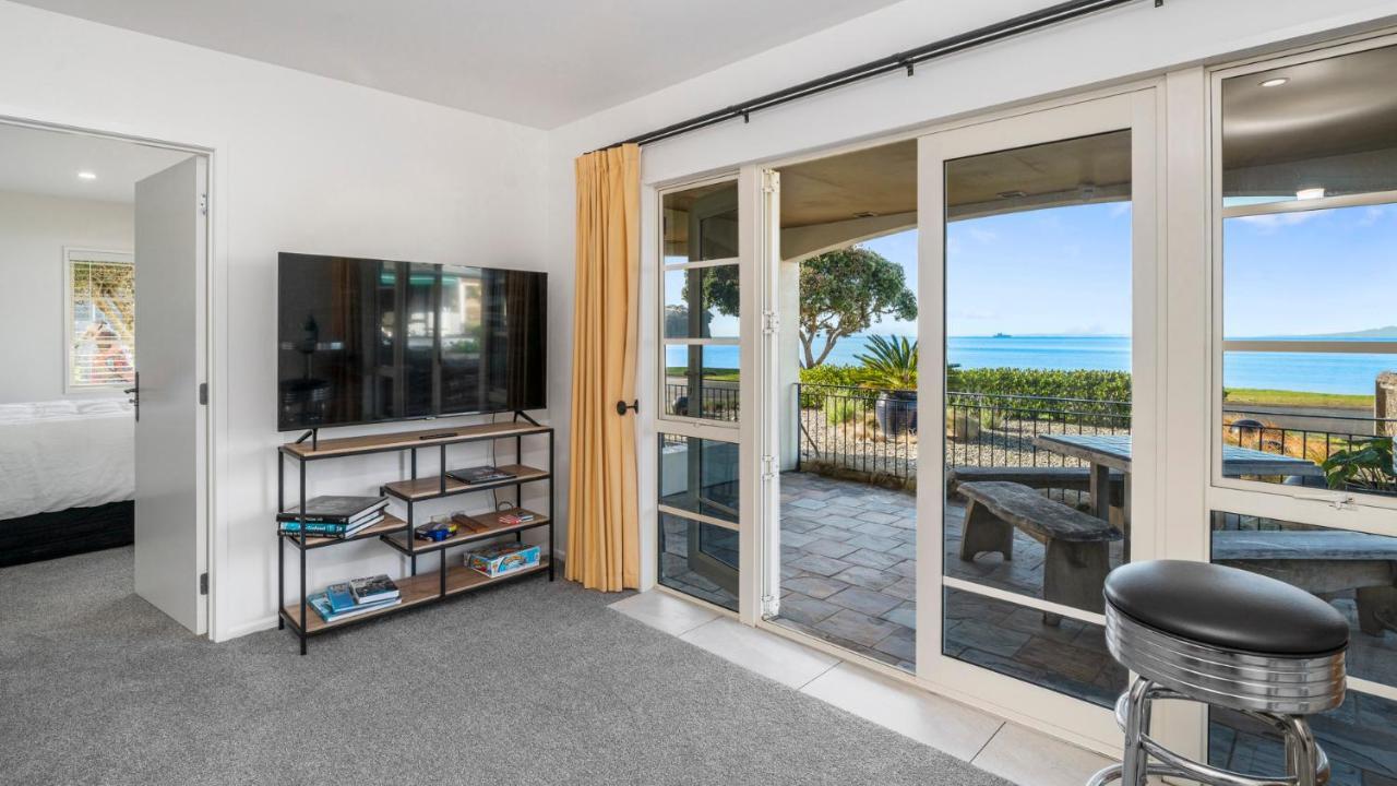 Beachfront Beauty Holiday home *